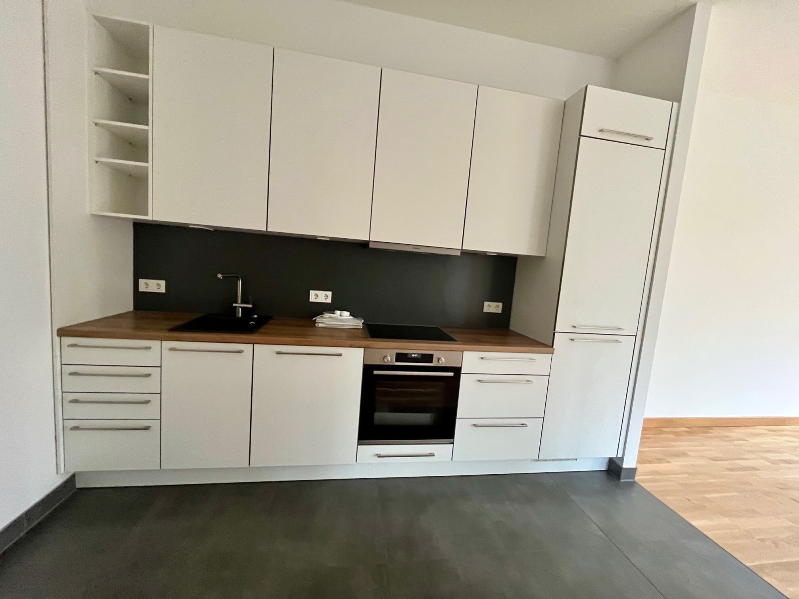 modernes und komfortables Wohnen am Wasser  