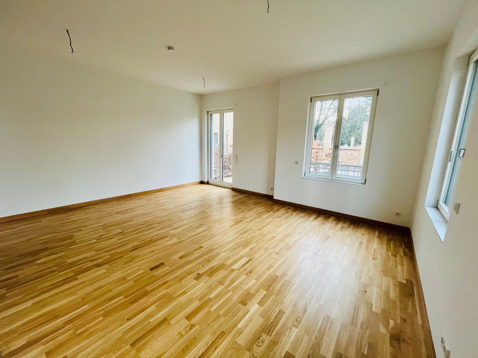 modernes und komfortables Wohnen am Wasser  