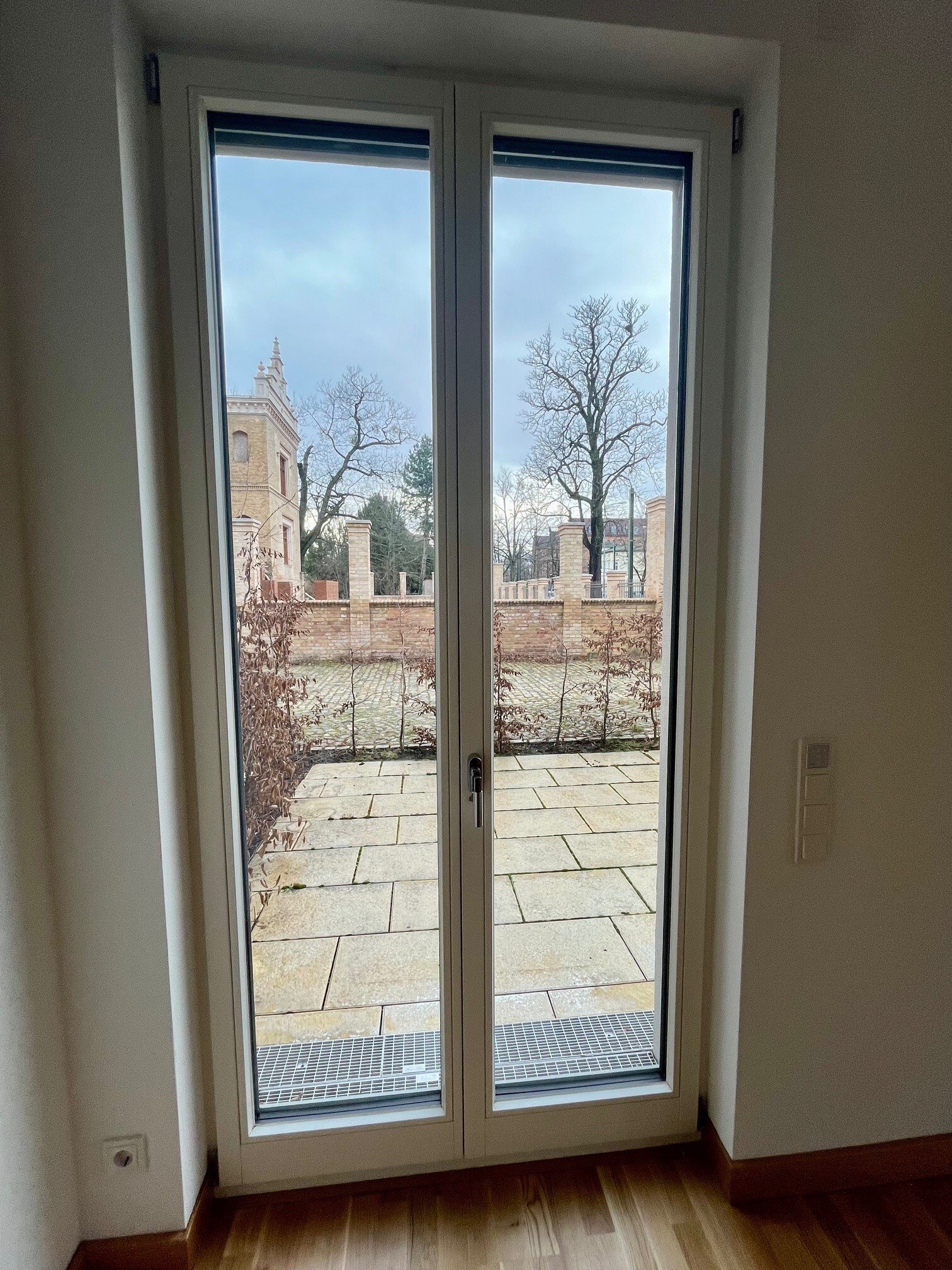 modernes und komfortables Wohnen am Wasser  